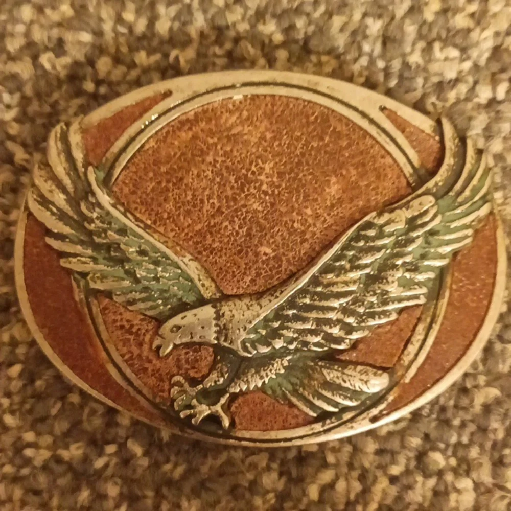 Soaring silver tone Eagle and brown leather men's belt buckle